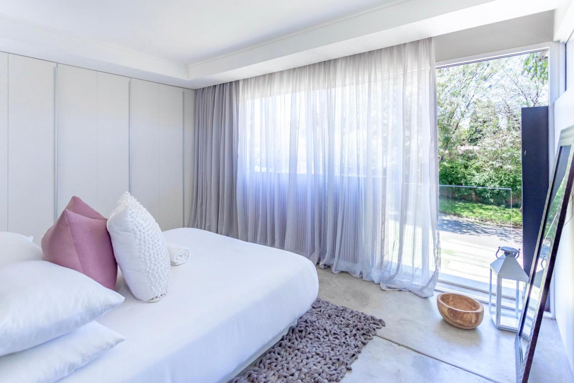Calm Sandton Experience 约翰内斯堡 外观 照片